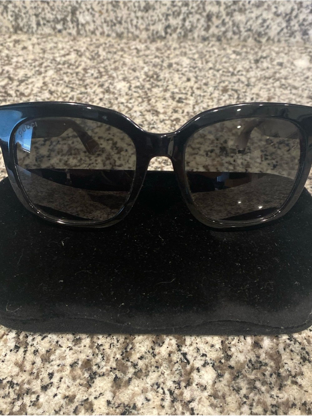 Y2K Vintage Gucci Gradient Black/green/red Women's Sunglasses (GG0034SN 002)